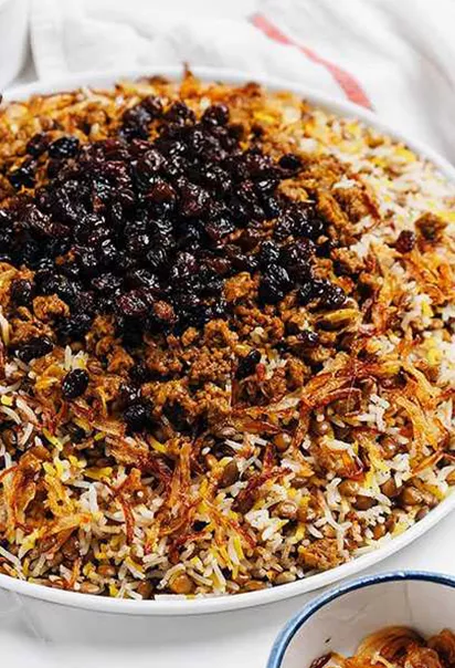 عدس پلو با سس گوشت